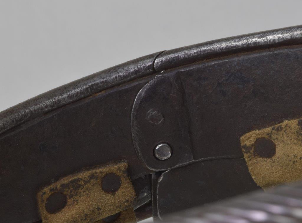 gorget details showing the uppper plate, roll, hinges and pins